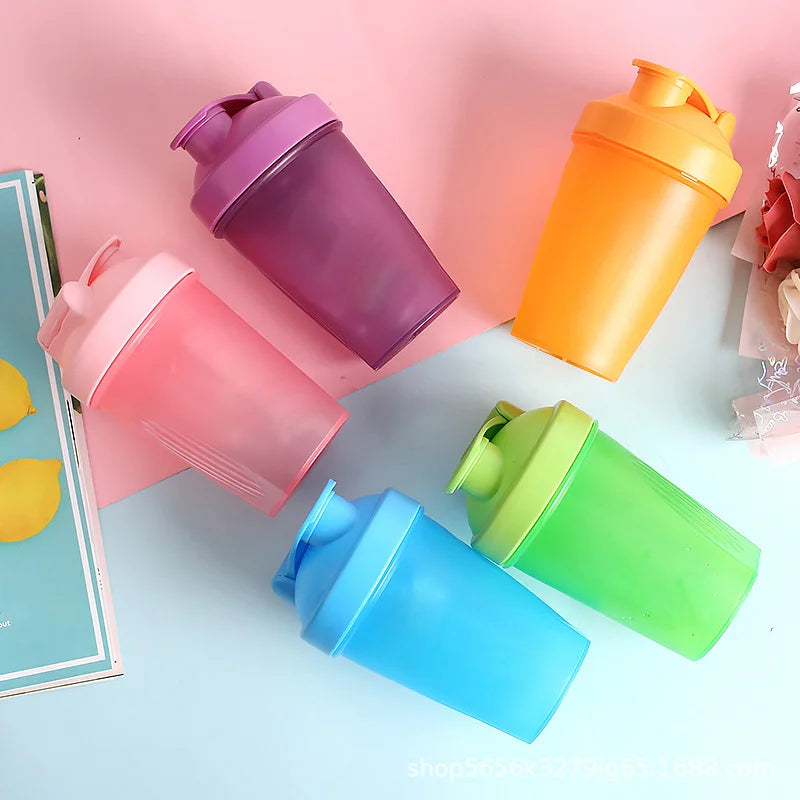400ml Portable Plastic Shaker Bottle for Sports and Fitness - Ideal for Whey Protein Mixing and Outdoor Use